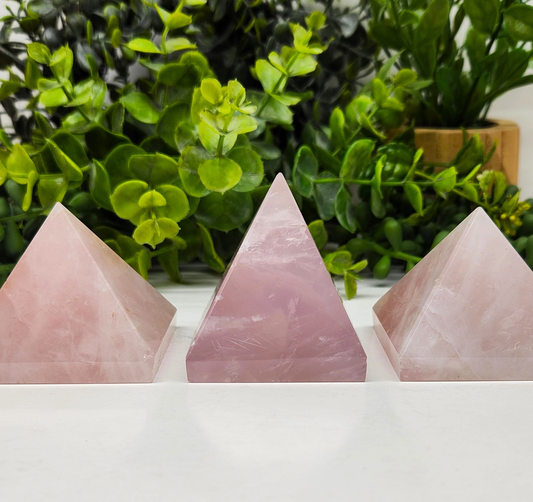 Rose Quartz Pyramid, 5cm